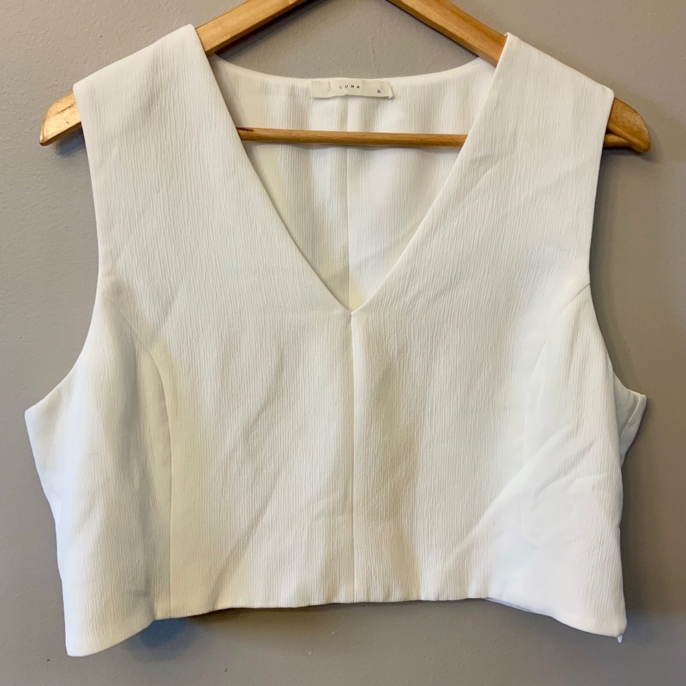 Luna white V-neck tank top